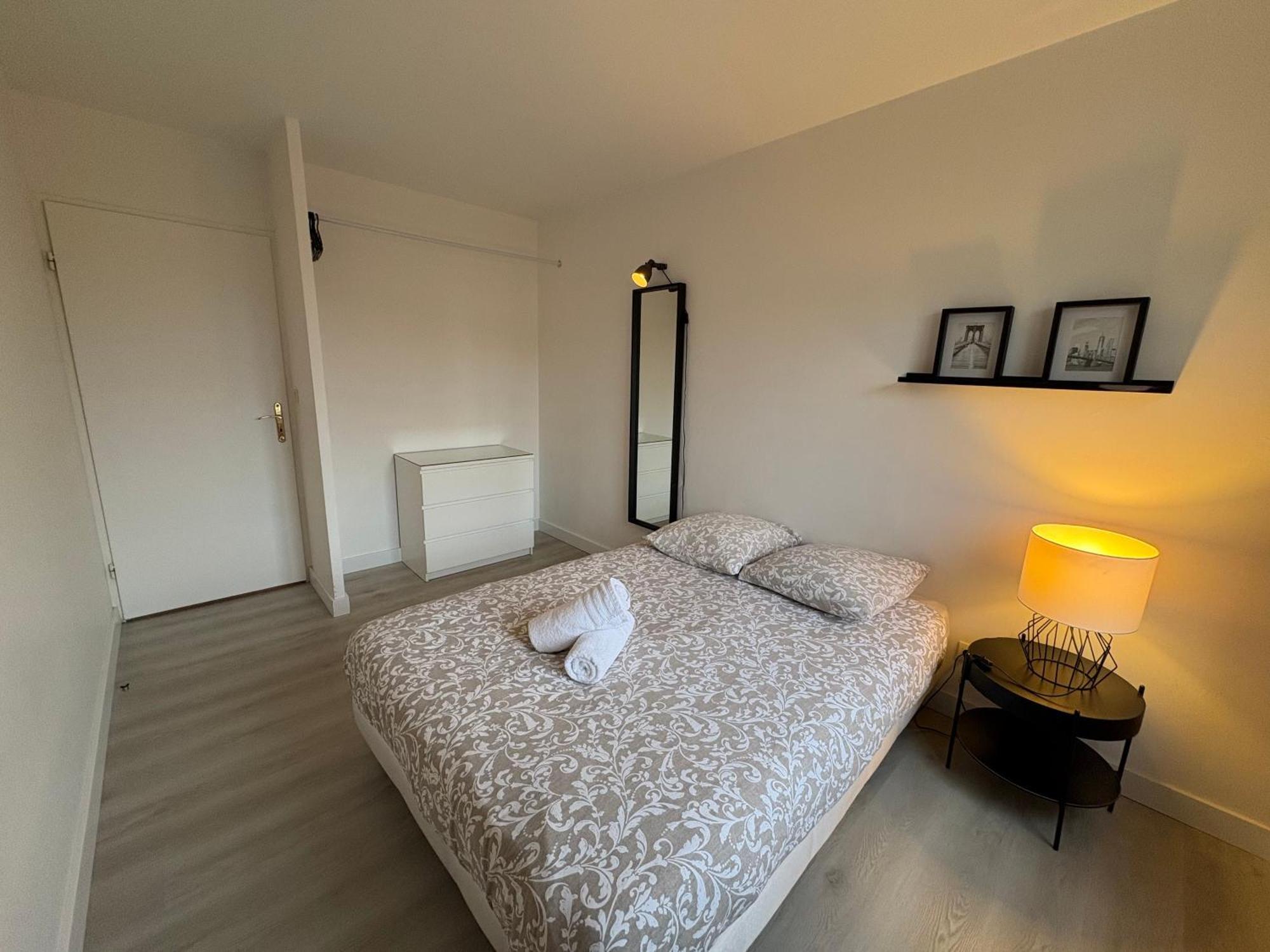 T5 Paris/val D'europe Appartement *